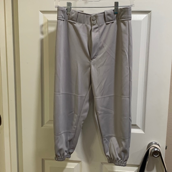 Preowned boy’s baseball bottoms - Picture 1 of 3
